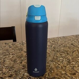 Sporty Navy Insulated Water Bottle with Blue Lid and Lime Handle